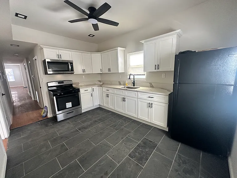 134 Isabella Ave #3 — Photo 8