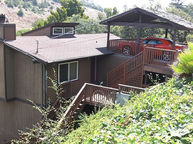 1st image of 915 Vista Del Mar Dr