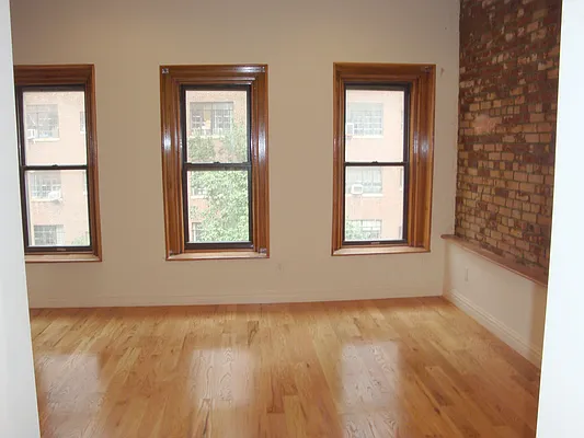 Rented by Orchard Plaza, LLC | media 7