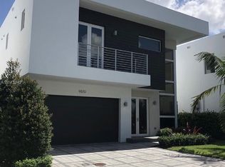 9850 NW 75th St, Doral, FL 33178