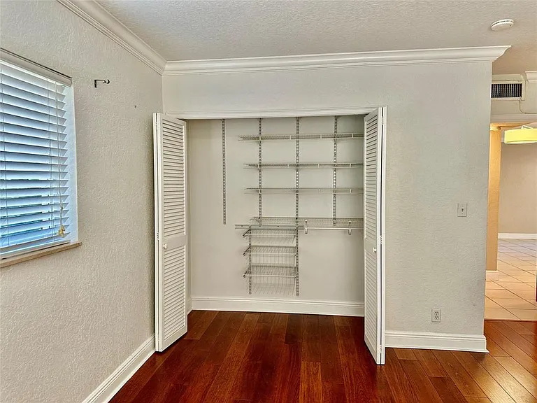 2190 SE 5th St #3-B — Photo 9