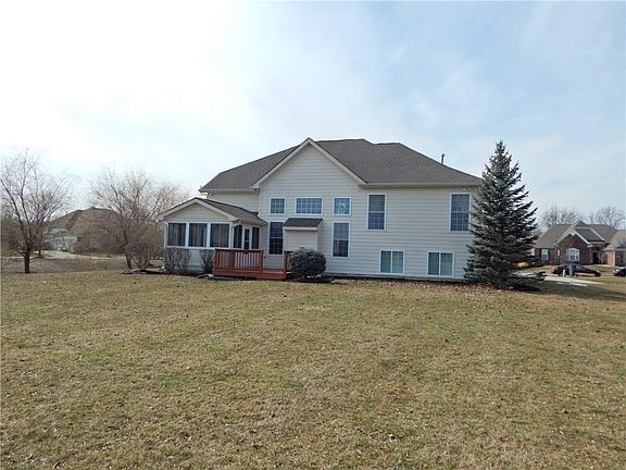 2nd image of 9227 Branch View Dr