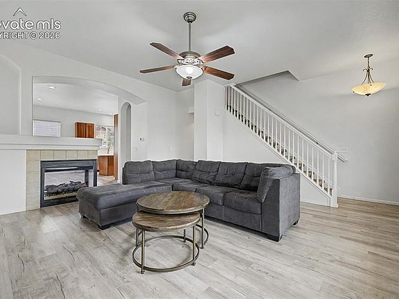 3rd image of 1420 Royal Troon Dr
