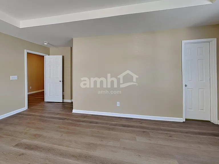 11 Silverbrook Ct — Photo 11