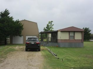 519 Maple Leaf Ln, Red Oak, TX 75154