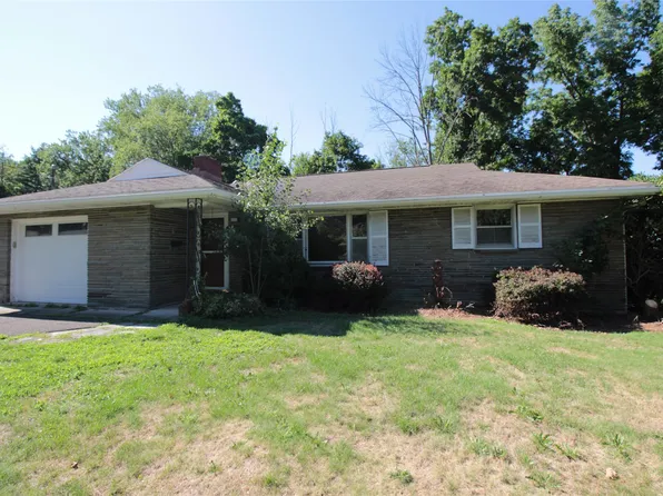 1608 Butternut Dr, Vestal, NY 13850