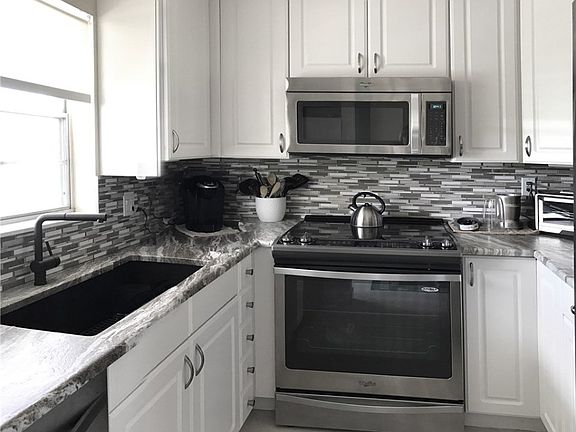 2nd image of 2800 Indian River Blvd APT I9
