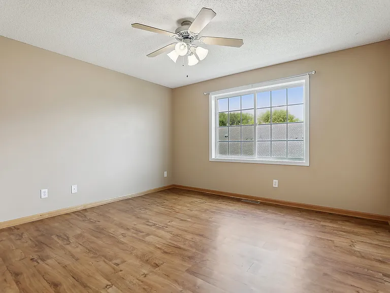 17346 Lilac Ln SE — Photo 14