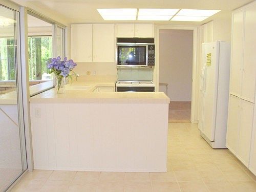 2nd image of 16744 Bernardo Oaks Dr