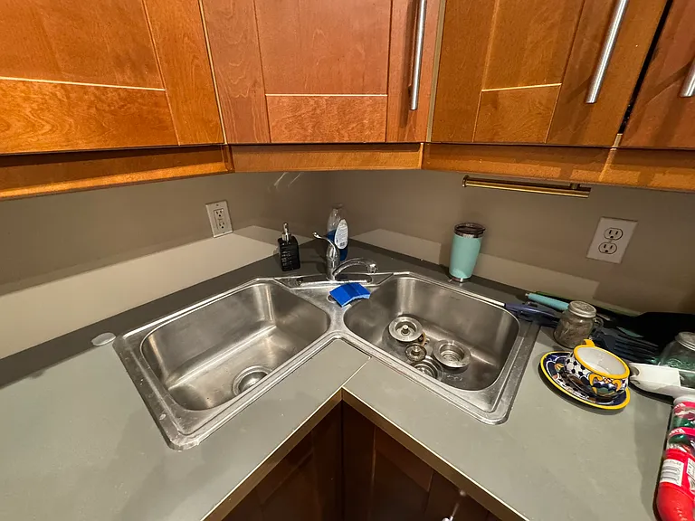 213 E King St #3 — Photo 6