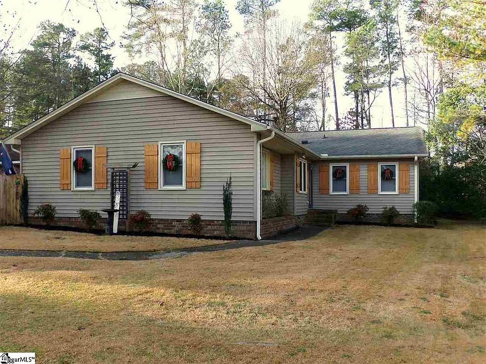 1st image of 103 Vicksburg Ct