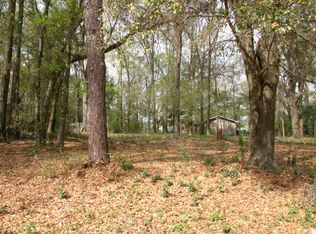 Grove St, Chipley, FL 32428