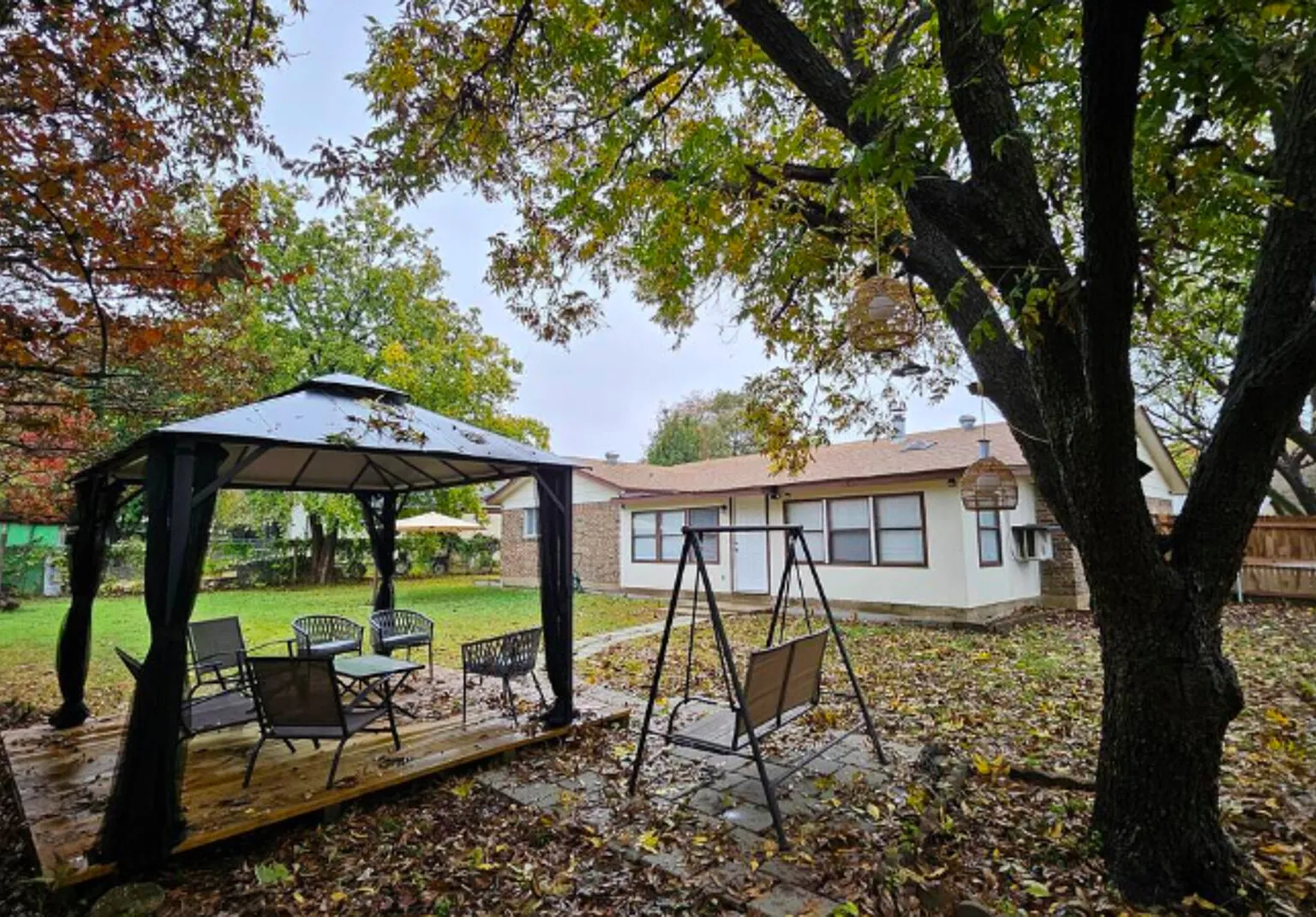 Spacious and Inviting Home — Photo 1