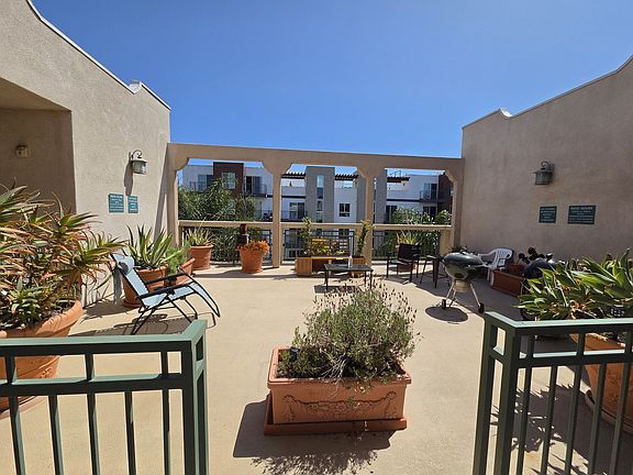 4th image of 11115 Hartsook St APT 206