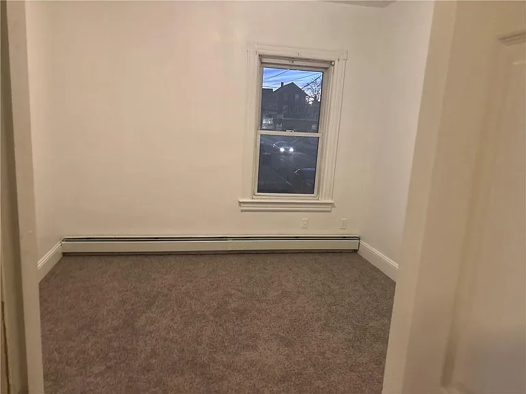 230 Pawtucket Ave — Photo 4