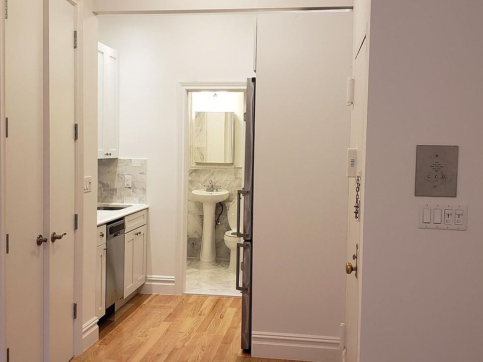 1st image of 1736 2nd Ave APT 3B