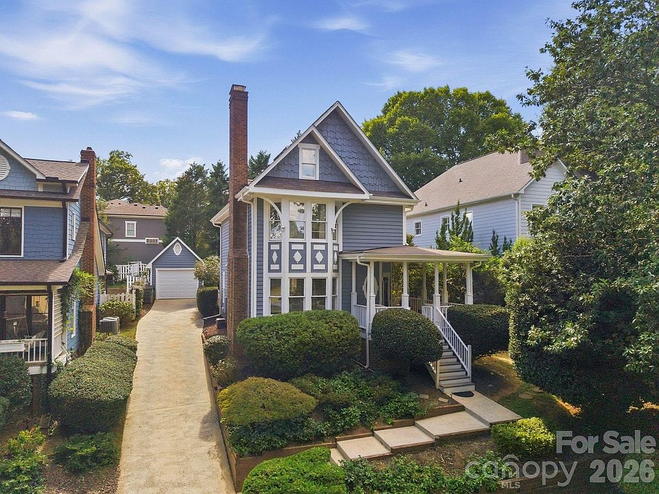 1st image of 2009 Victorian Pl