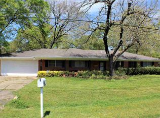 511 Harroun Dr, Longview, TX 75604