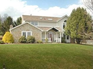 3325 Carriage Cir, Export, PA 15632