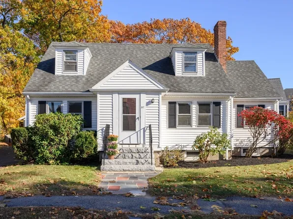 37 Courtland Cir, Milton, MA 02186