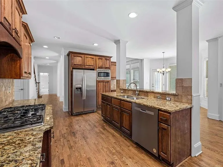 1475 Boomer Cir — Photo 14