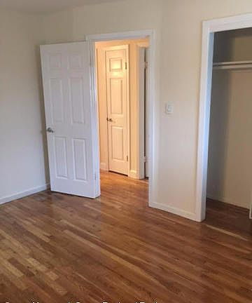 4th image of 10 Pleasant Ct
