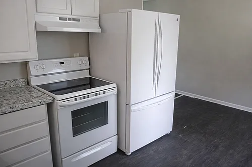 3 Court D Photo 1 3 Court D Photo 1