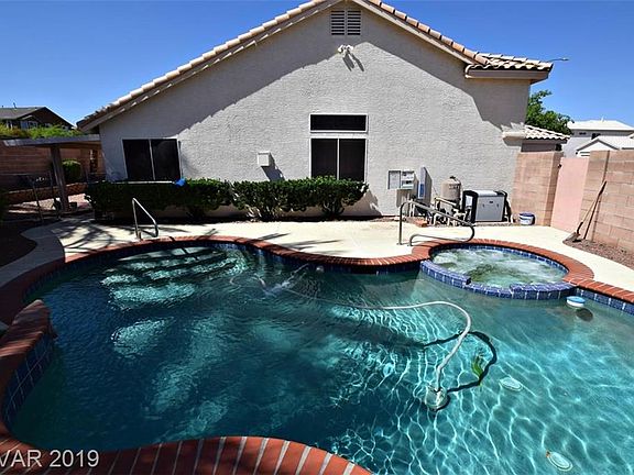 2nd image of 2683 Hollowvale Ln
