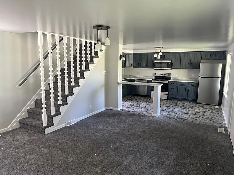 669 Old Frame Rd — Photo 3