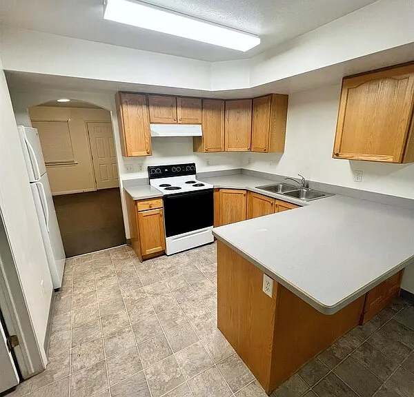 771 W 350 N #3 — Photo 2
