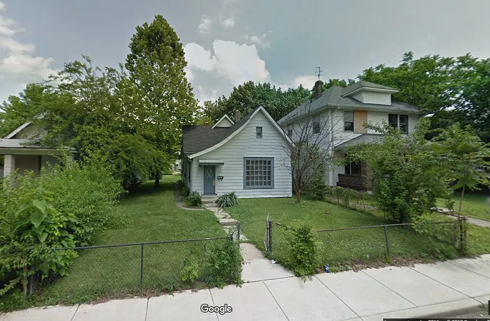 837 N Temple Ave photo 1
