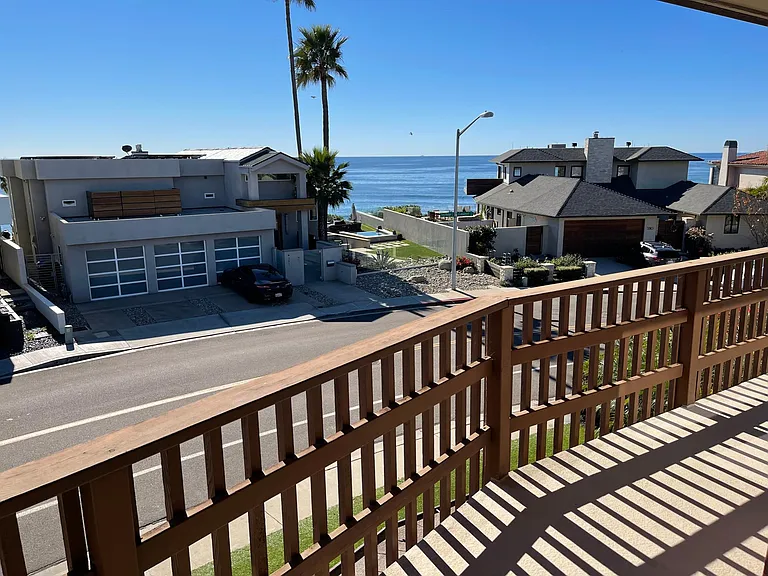 312 Sea Ridge Dr — Photo 2