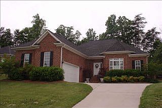 1st image of 134 Oakmont Dr