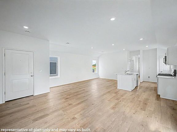 3rd image of 3520 Maggie Rd
