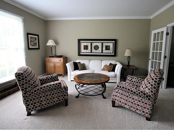 5th image of 602 Three Chimneys Ln