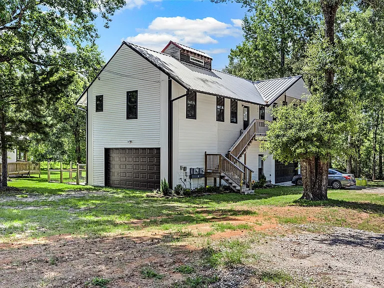 10423 Deer Lake Lodge Rd #B — Photo 1
