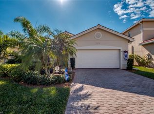 10400 Spruce Pine Ct, Fort Myers, FL 33913