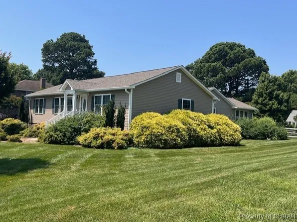 560 Skipjack Dr, Heathsville, VA 22473