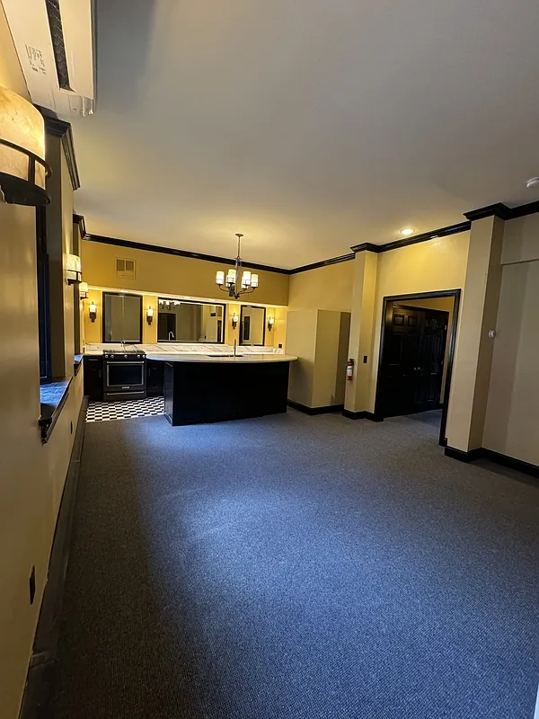 4 bed, 1.0 bath, $3,840 — Photo 3