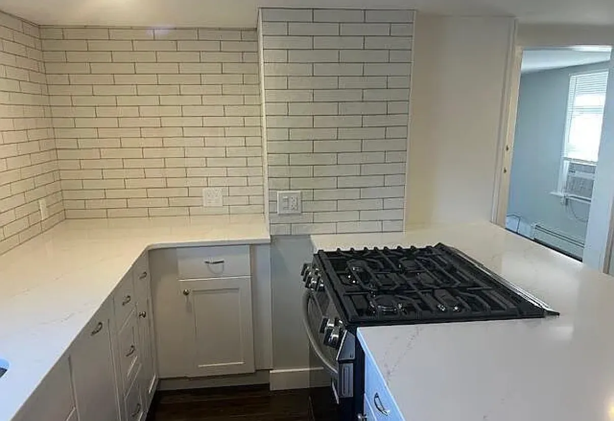 2 bed, 1832 sqft, $3,000 — Photo 3