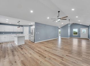 162 Hackberry Ln, Branson, MO 65616