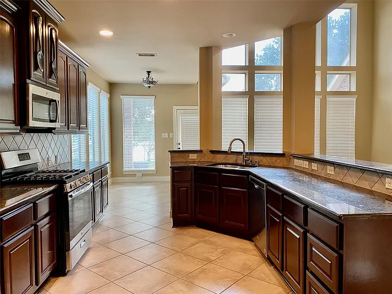 25503 Lockspur Dr — Photo 11