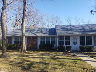 260A Kingston Ct, Lakewood, NJ, 08701