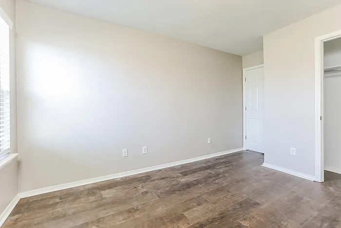 12805 Bell Flower Dr — Photo 8