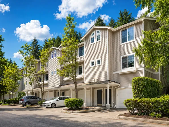 2020 132nd Ave SE APT 204, Bellevue, WA 98005