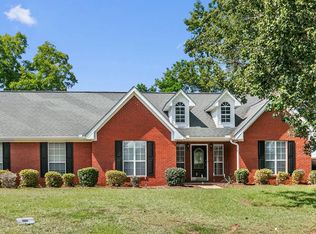 1310 Woodleigh Rd, Dothan, AL 36305