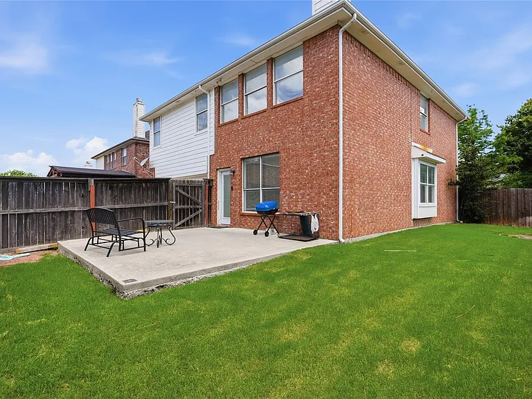 5001 Spicewood Dr — Photo 28
