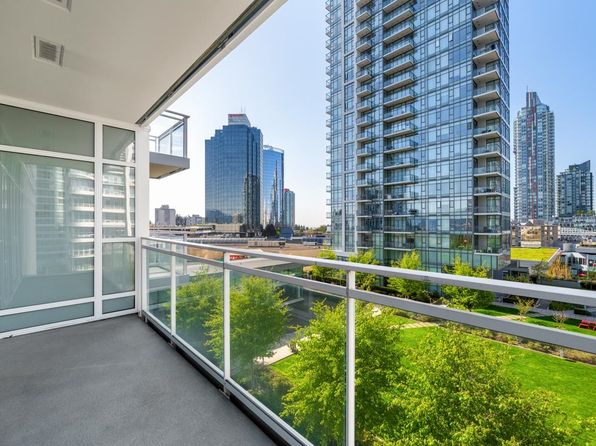 4670 Assembly Way #805, Burnaby, BC V5H 0H3