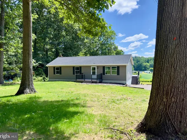 124 Engletown Rd, Honey Brook, PA 19344