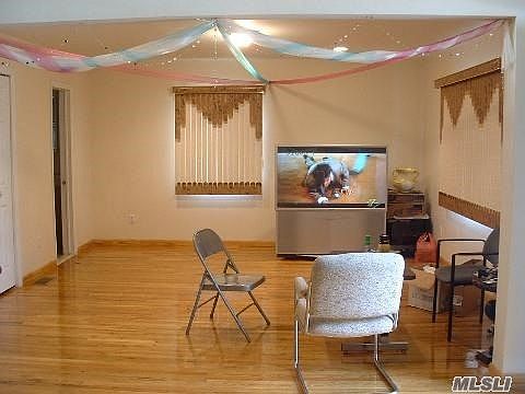 3rd image of 7914 260th St